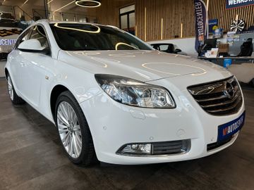 Opel Insignia A Sports Tourer Sport 4x4 *Xenon*1Hand*