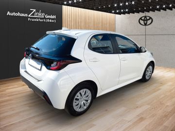 Toyota Yaris - 4