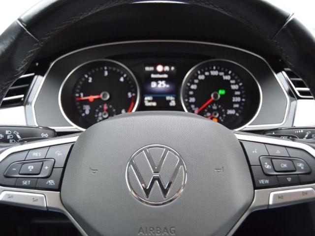 Passat Variant 2.0 TDI DSG Business AHK/LED/NAVI