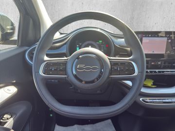 Fiat 500 e Icon +SHZ+SoundSys+PDC+LM+SpurH+Winterp.