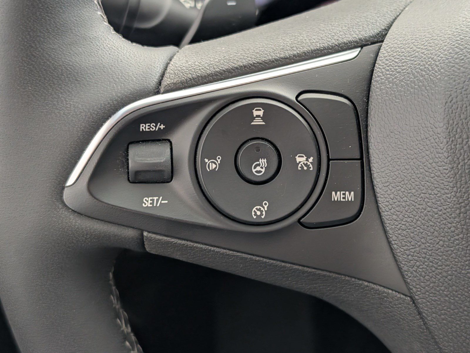 OPEL Grandland X Grandland 1.2 Turbo GS AT8 AHK IntelliLux Navi – Bild 32