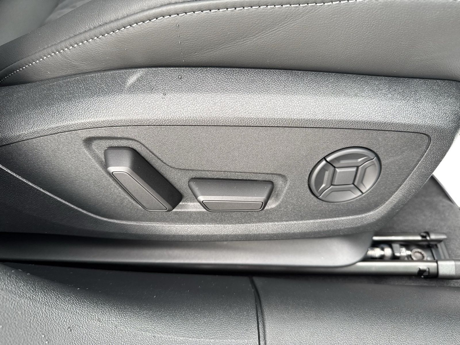 Audi A6 - Bild 18