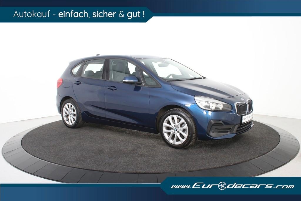 BMW 225