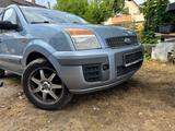 Ford Fusion 1,6 16V + + - Ford Fusion: V6