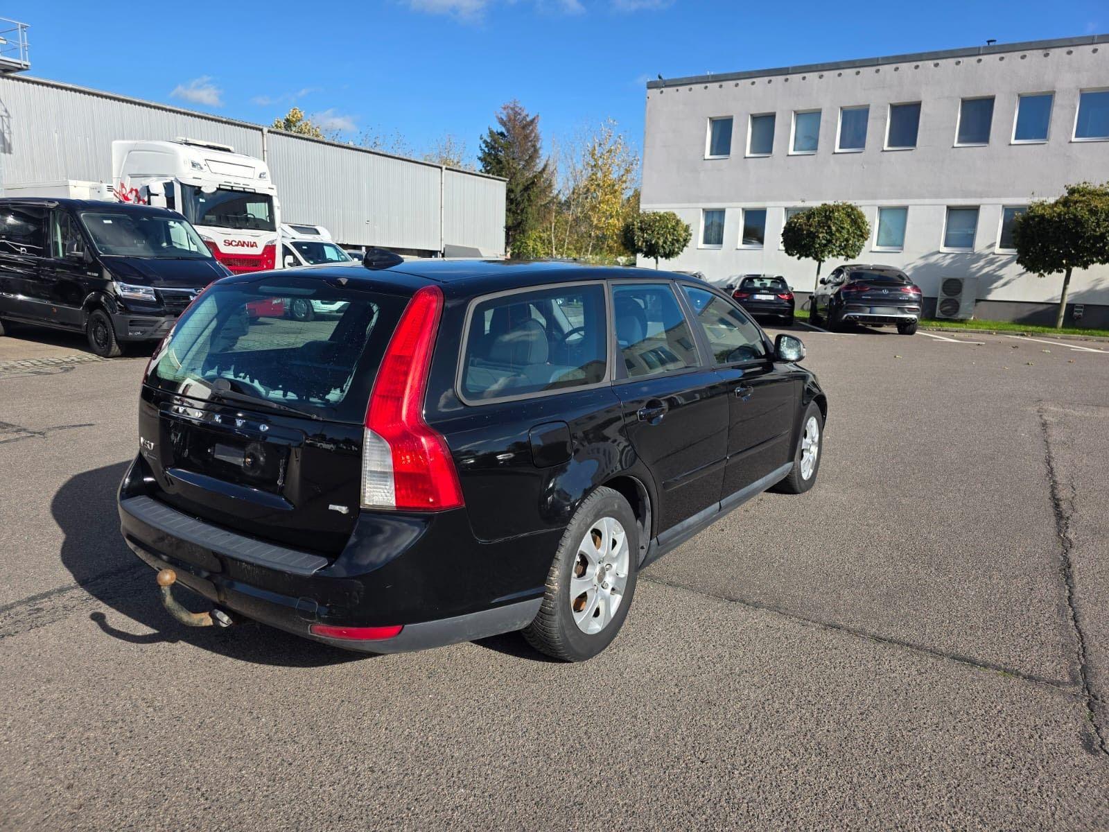 Volvo V50 2009 — photo 5