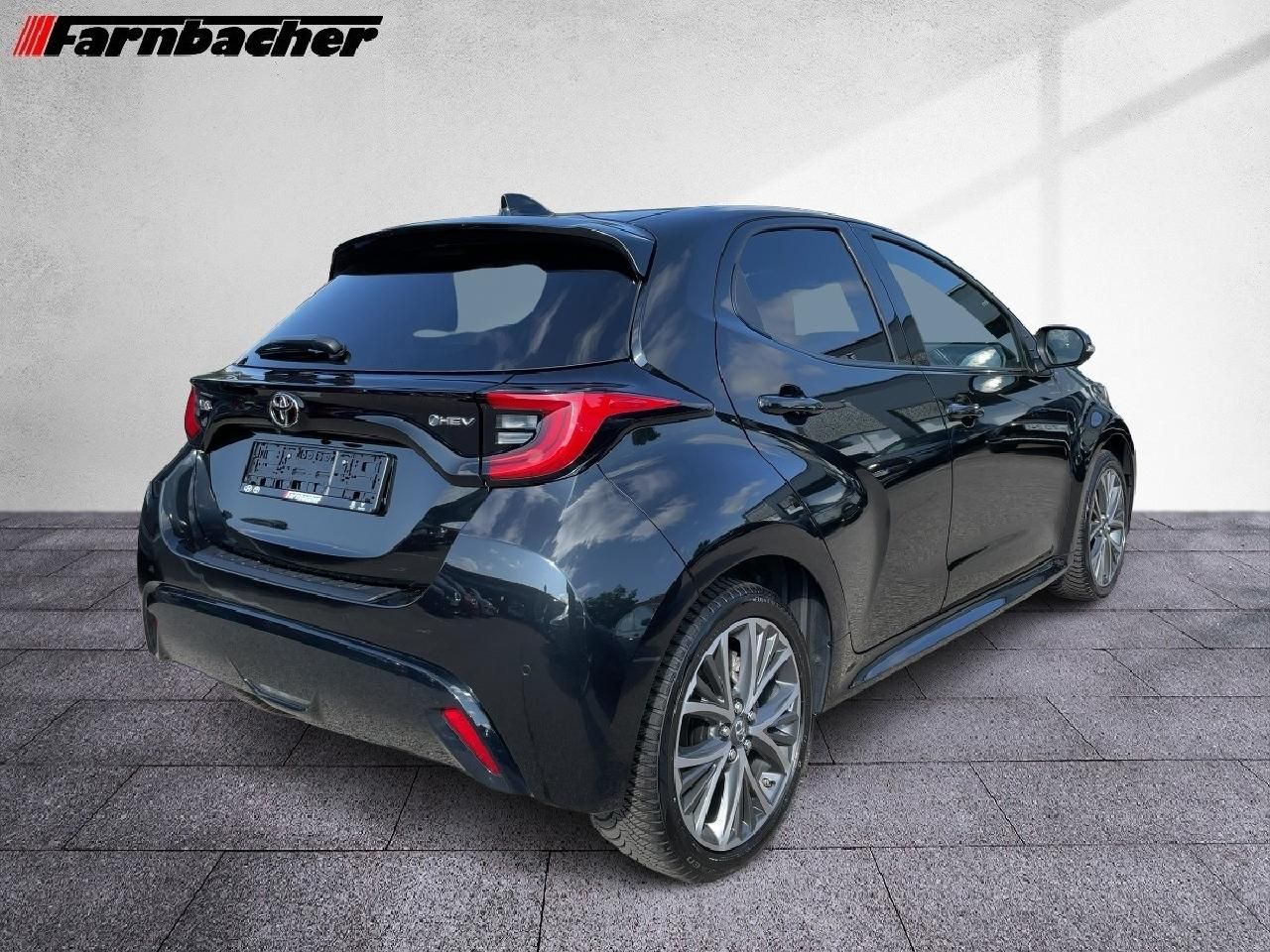 Fahrzeugabbildung Toyota Yaris 1,5l 130PS Hybrid Style