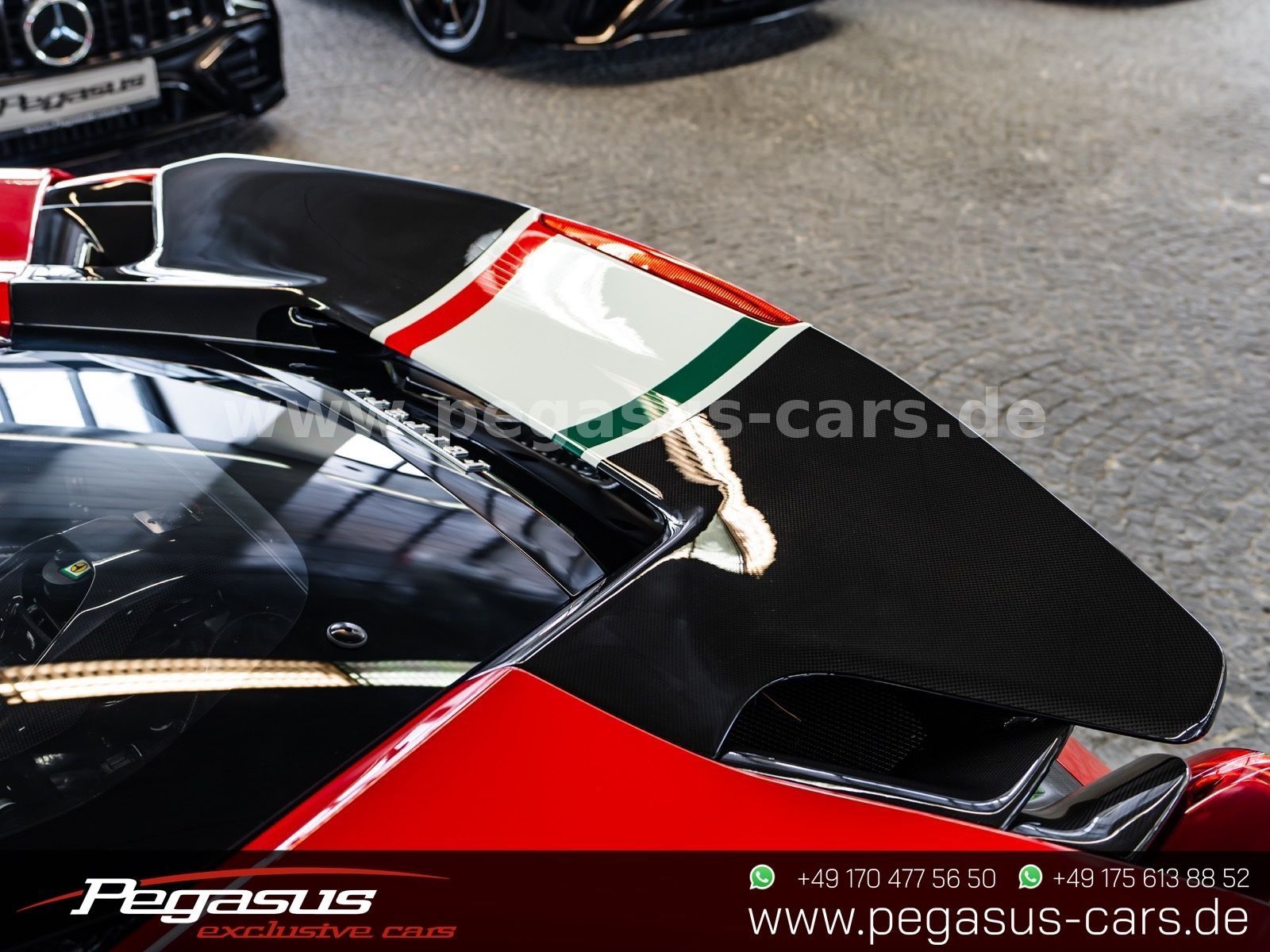 FERRARI 488 Pista - 21