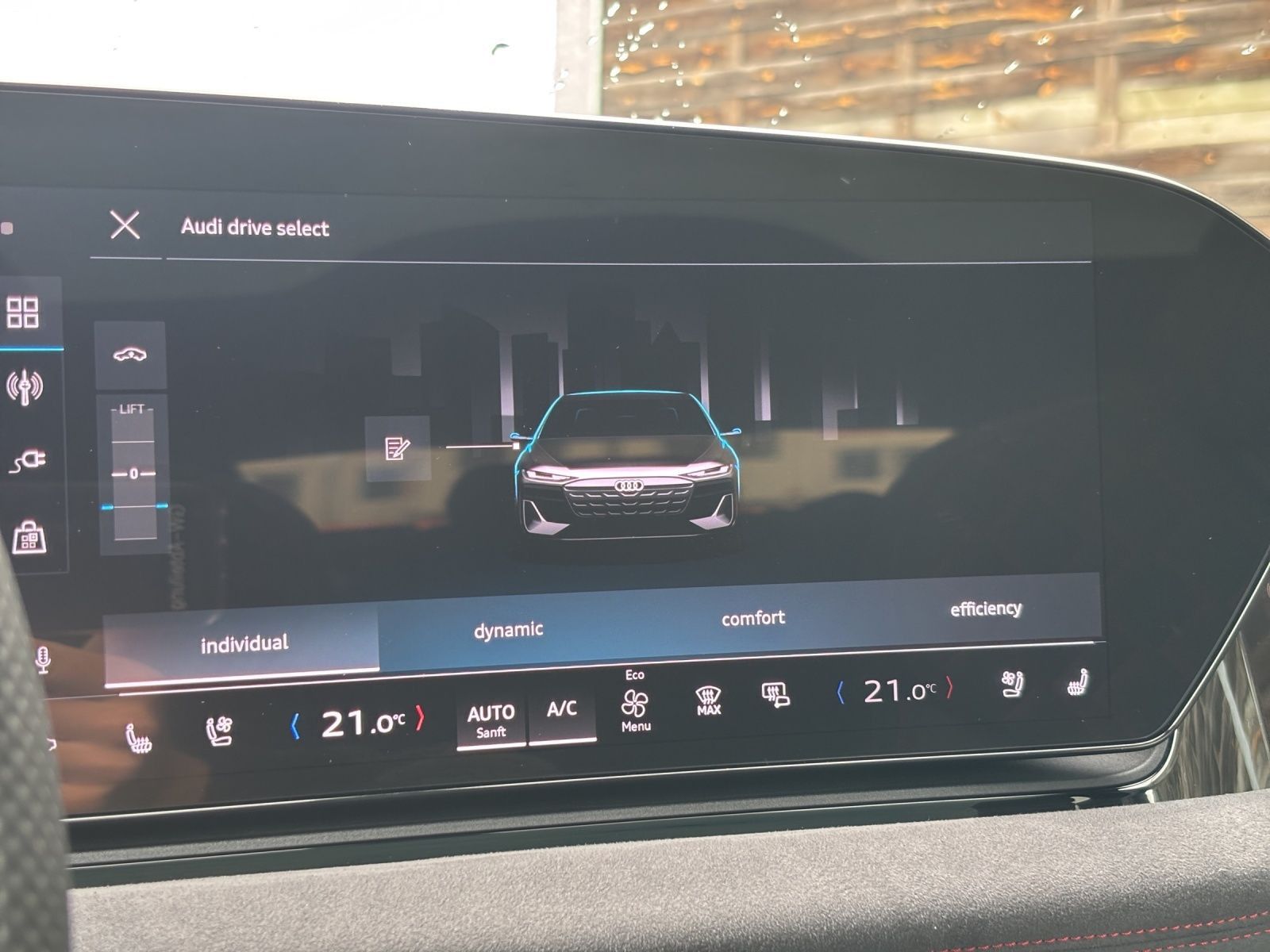 Audi S6 e-tron - Bild 22