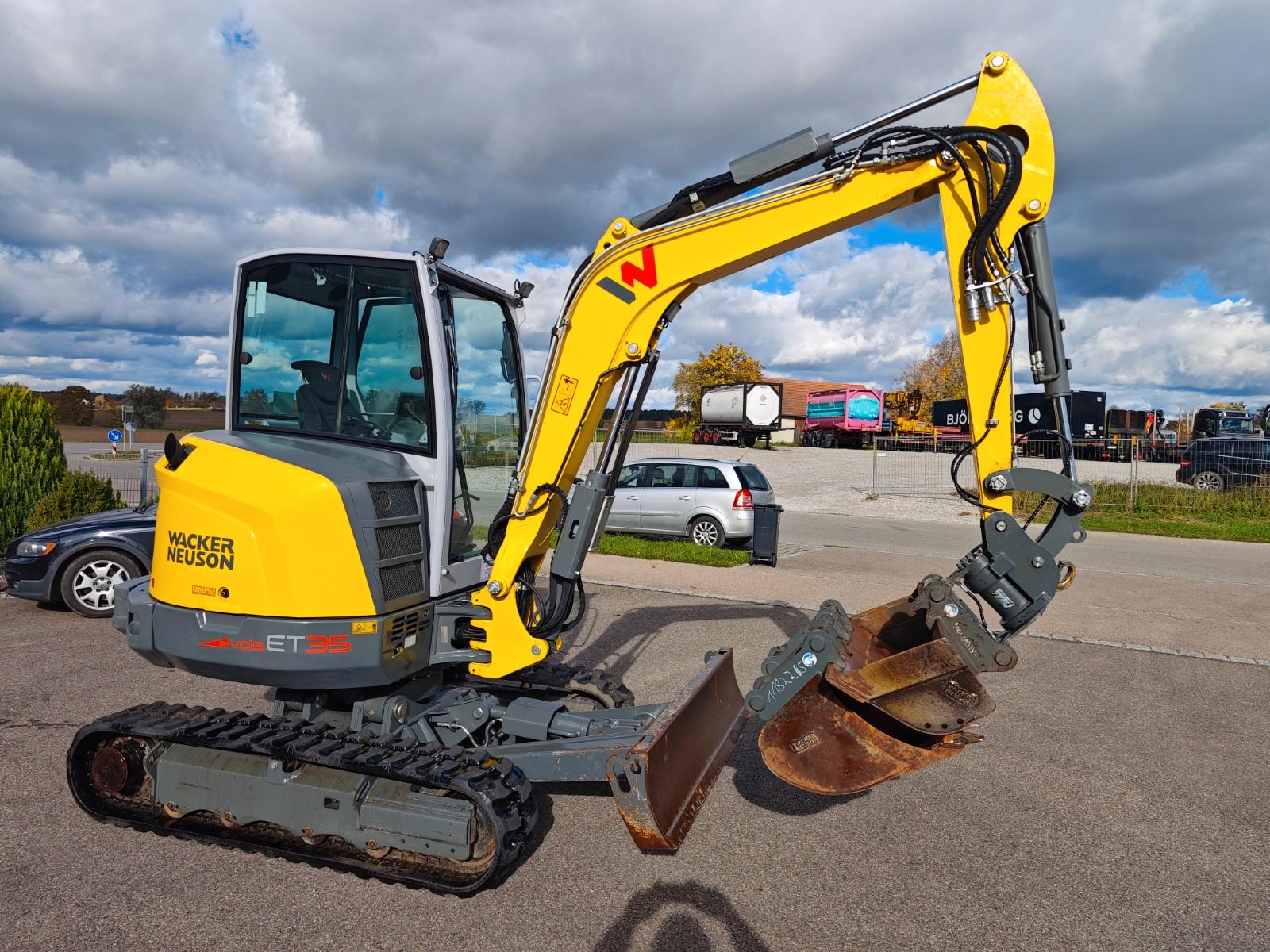 Neuson ET35 Powertilt +VDS