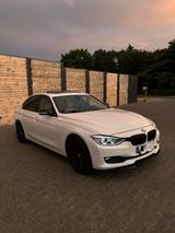 BMW F30 328ix - BMW 328: F30