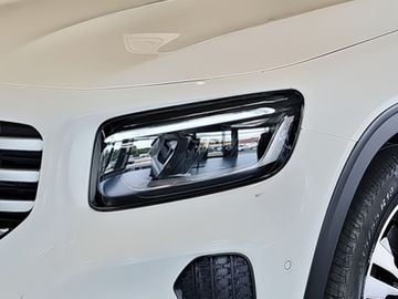 Mercedes GLB 180 - 2