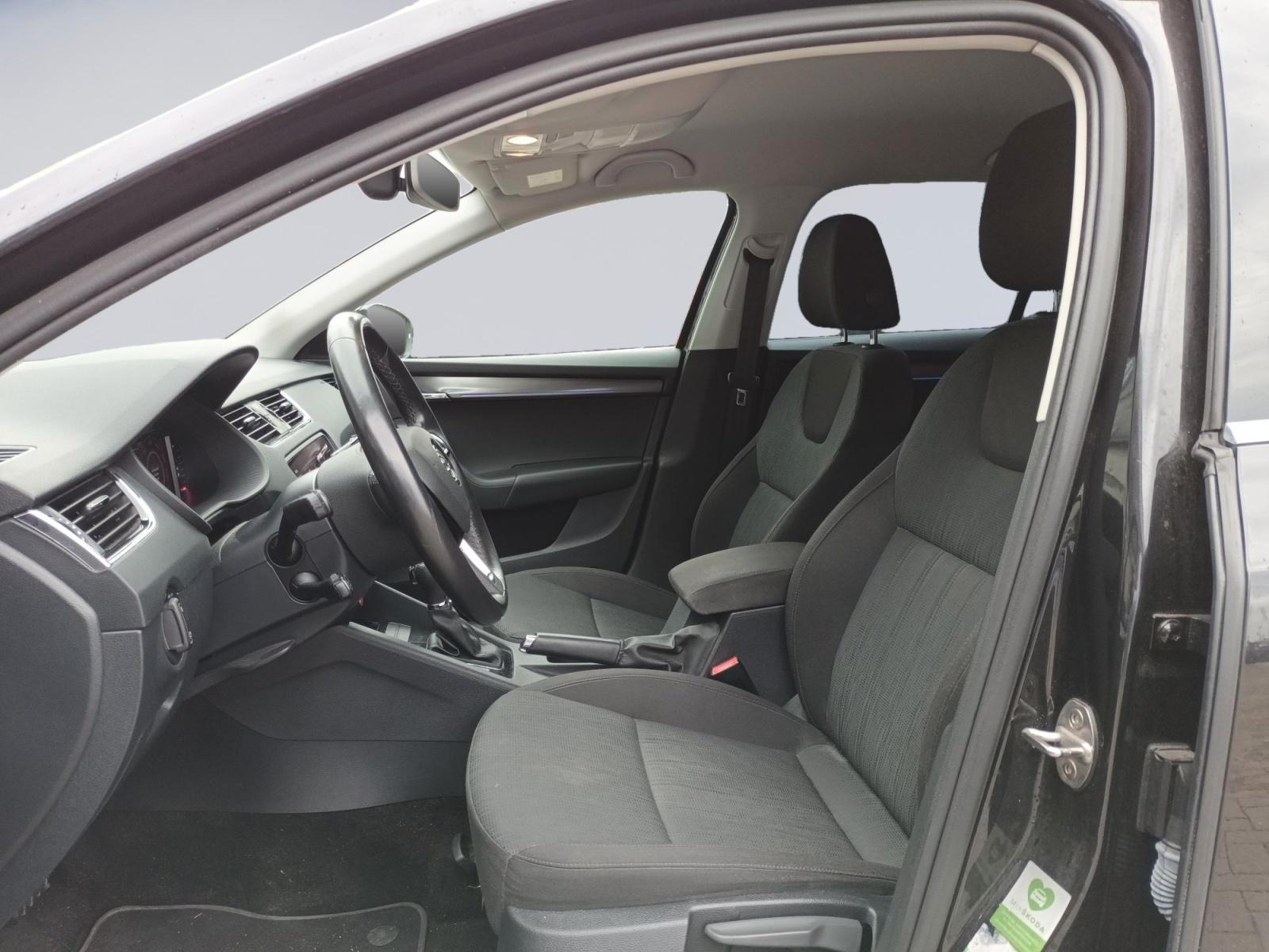Skoda Octavia Combi Style 2.0 TSI Style*ACC*AHK*KLI...