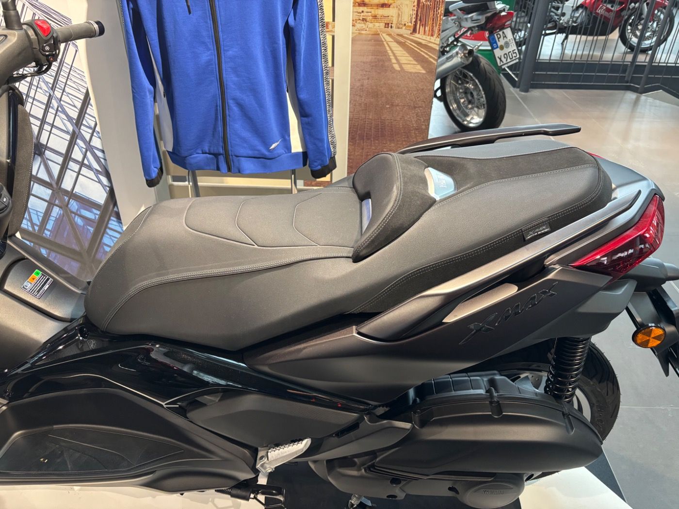 Fahrzeugabbildung Yamaha Xmax Tech Max+ 300 2025