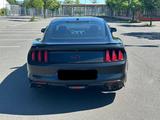 Ford Mustang GT 5.0 V8 * US-Import - : Import