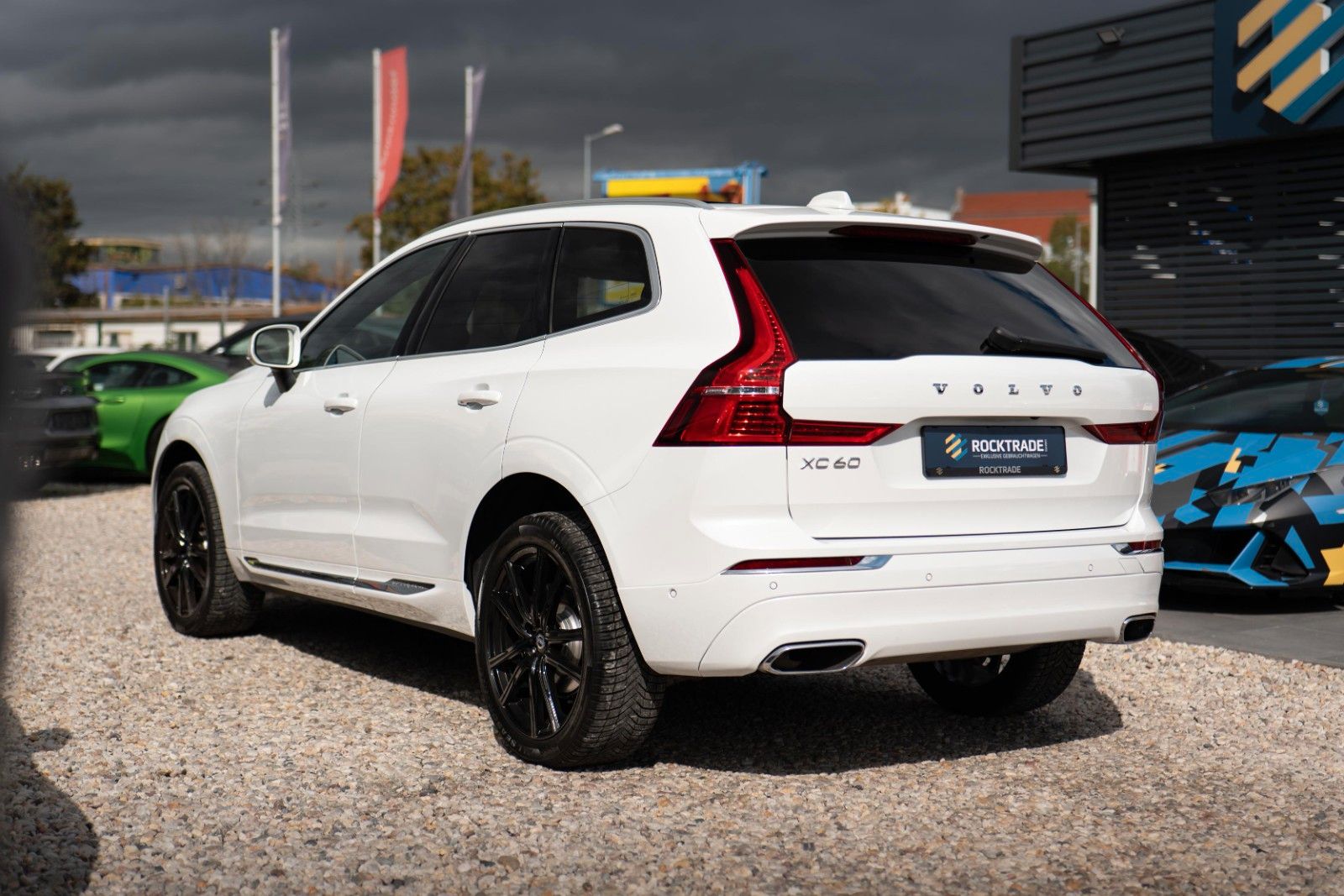 Fahrzeugabbildung Volvo XC60 T5 Inscription AWD | ACC | Pano | H&K | LED