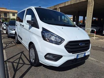 Ford Tourneo Custom - 3