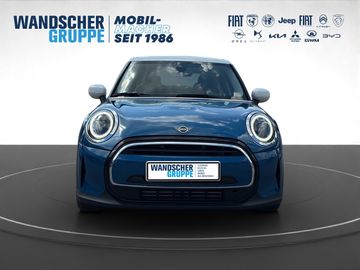 MINI Cooper 1.5 Kam KeyLess LED Navi CARPLAY
