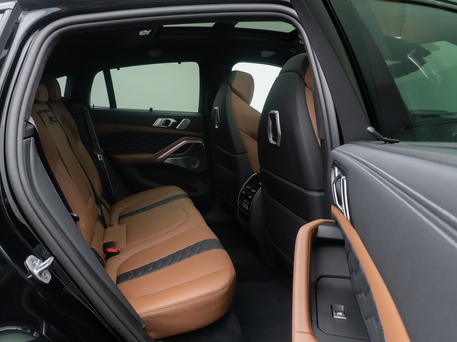 Fahrzeugabbildung BMW X6 M Competition B&W SkyLounge 360&deg; 22Zoll Voll