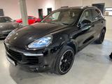 Porsche Cayenne S Diesel Platinum,LED,20-ZOLL,Pano,AHK,V - gebrauchte Porsche Cayenne aus dem Jahr 2017