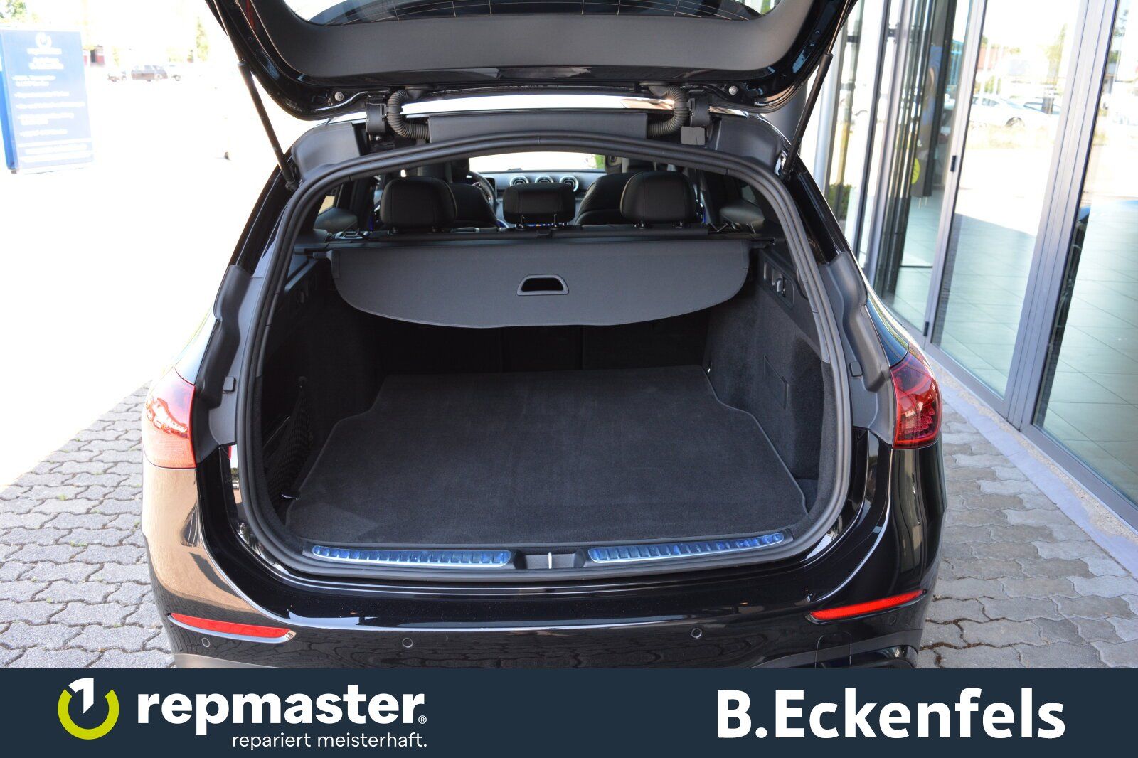 Mercedes-Benz C 300 T Edition AMG 4M AHK Pano 360Grad Memory foto 13