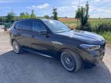 BMW X5 xDrive30d -SWAROVSKI+LASER+H&KM-Sport NAV+LED