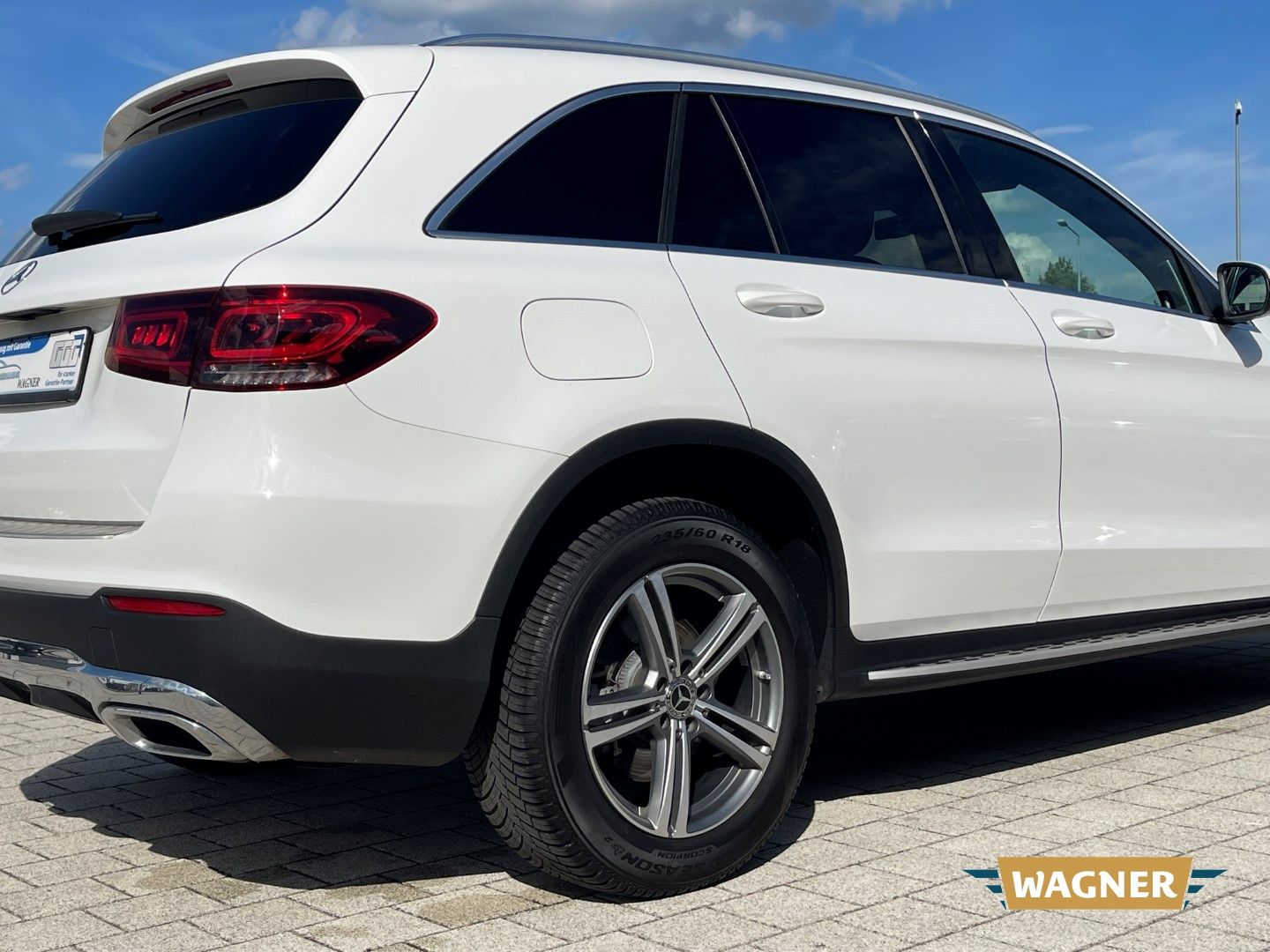 Fahrzeugabbildung Mercedes-Benz GLC 300 Sitzheizung Memory Sitze el.Heckklappe