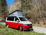 Volkswagen T6 California Beach - rote Volkswagen T6 California