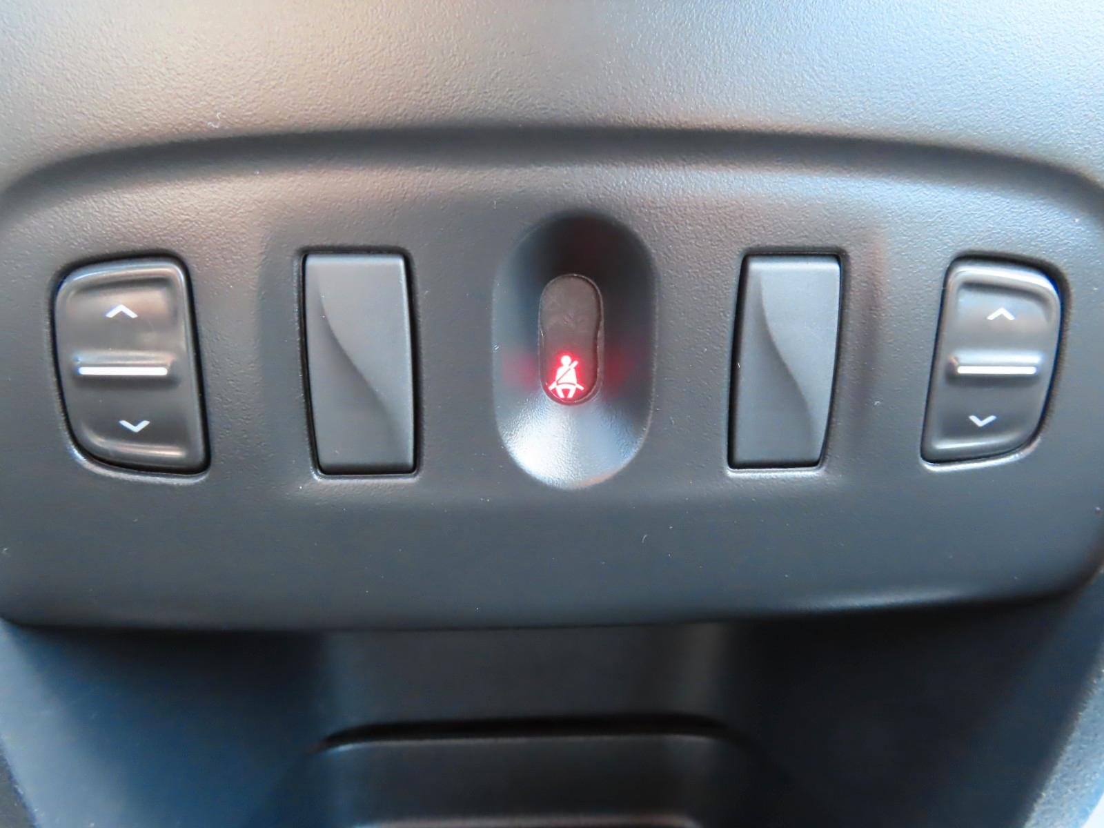 Dacia Sandero 2015 — photo 13