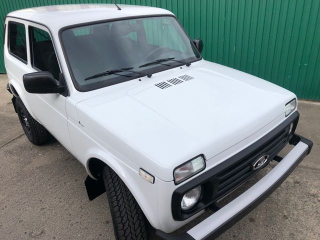 Lada NIVA "PREMIUM PLUS" KLIMA, SONDERRÄDER! AET-2026