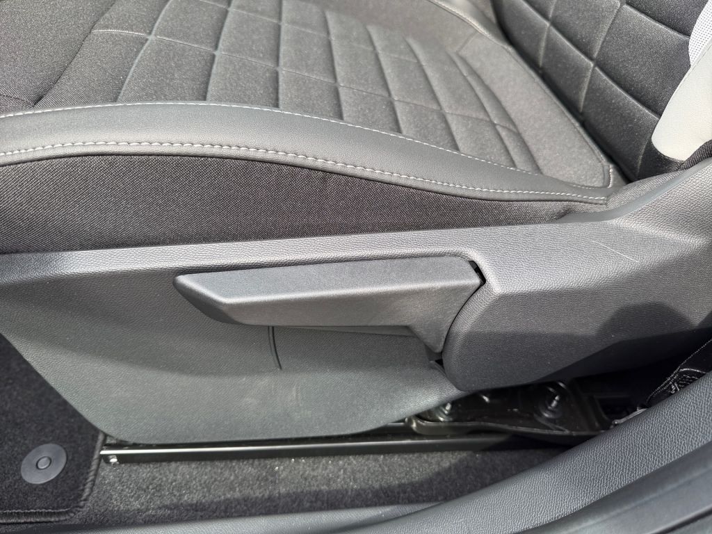 Fahrzeugabbildung Citroën C3 Turbo 100 MAX Winter Paket*Ganzjahresreifen