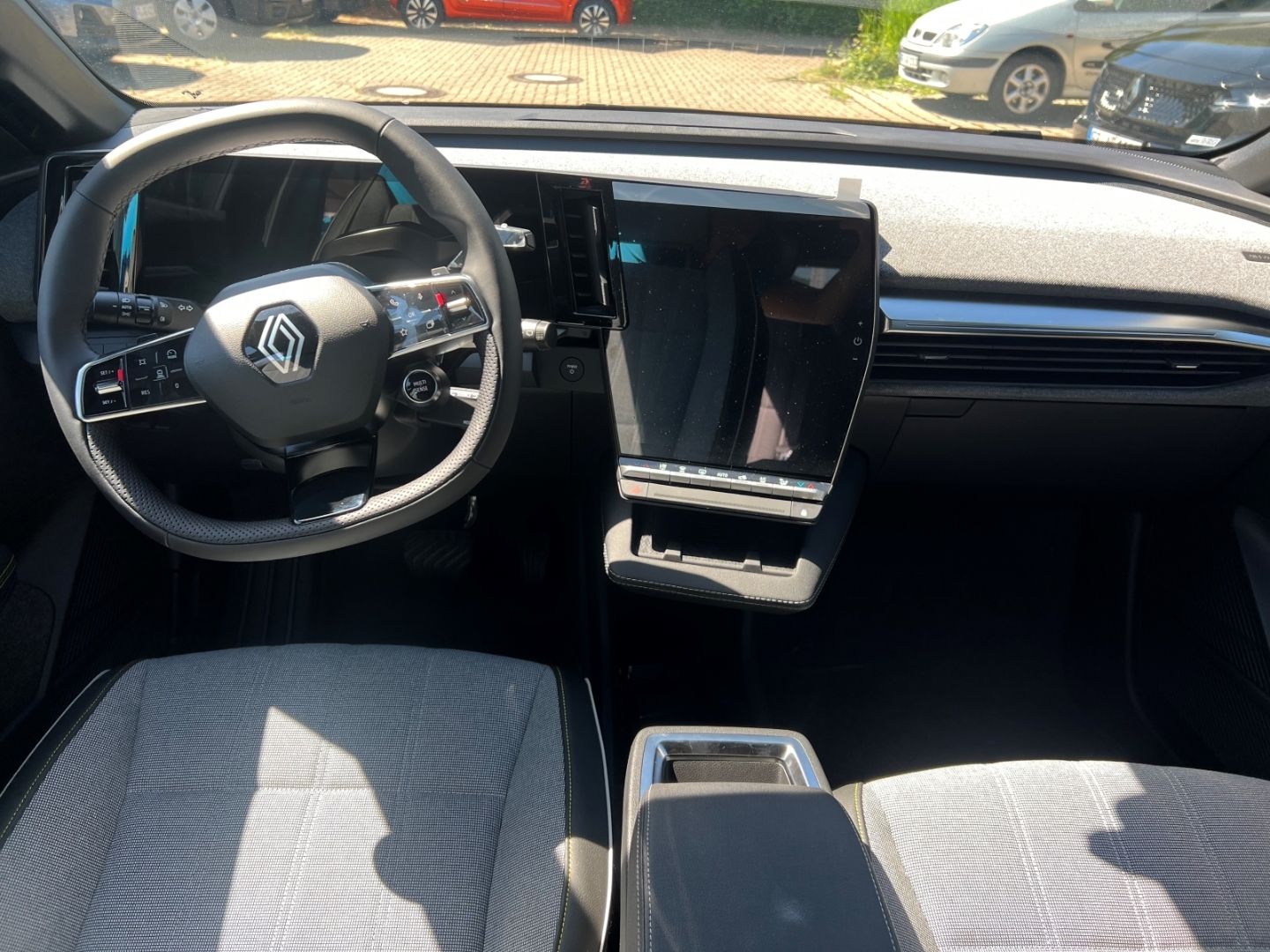 Fahrzeugabbildung Renault Megane Techno E-Tech Electric  Digitales Cockpit