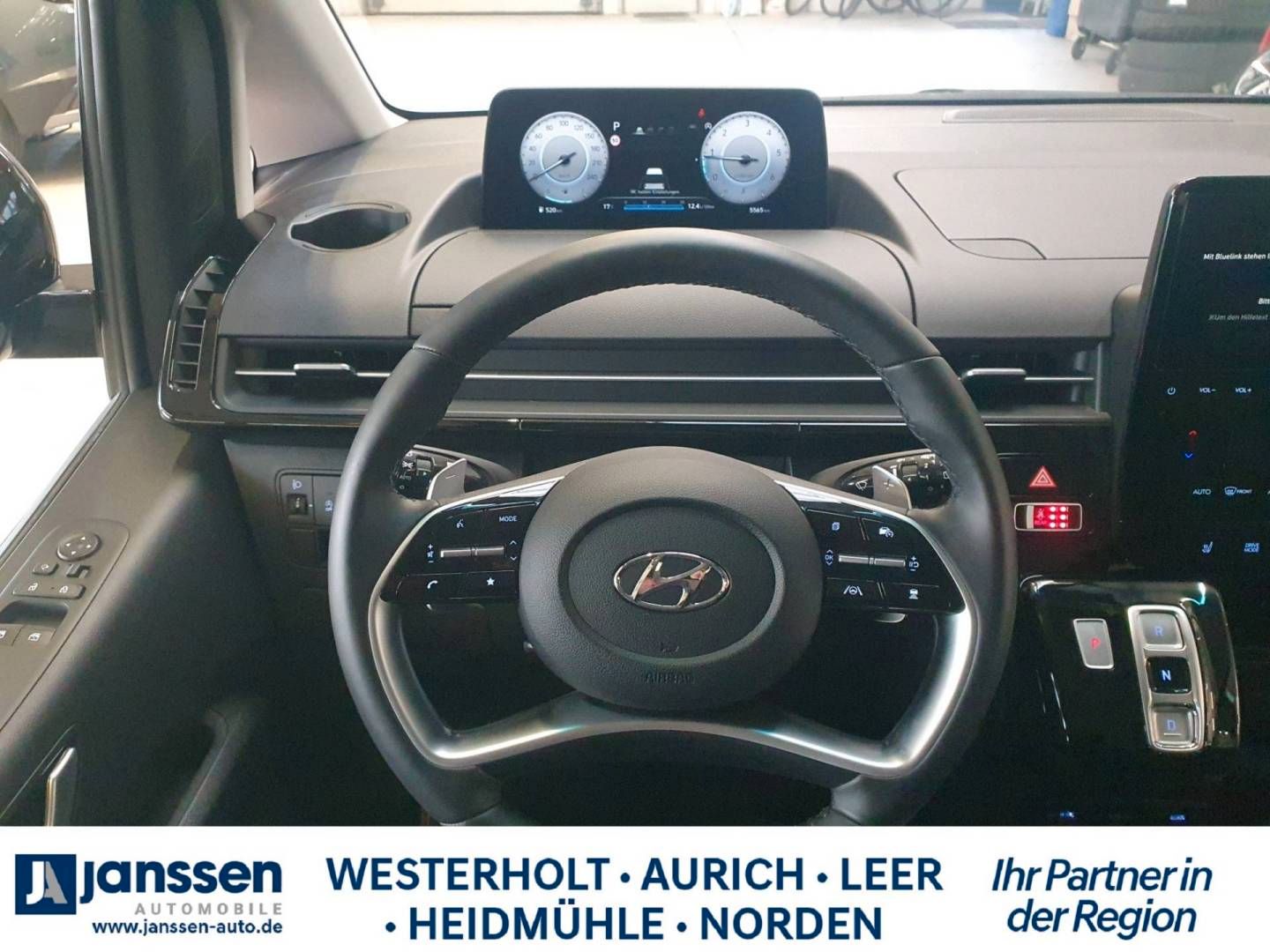 Fahrzeugabbildung Hyundai STARIA 9-Sitzer TREND