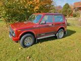 Lada Niva Urban 4x4 gepflegt - Lada Urban: 4.4