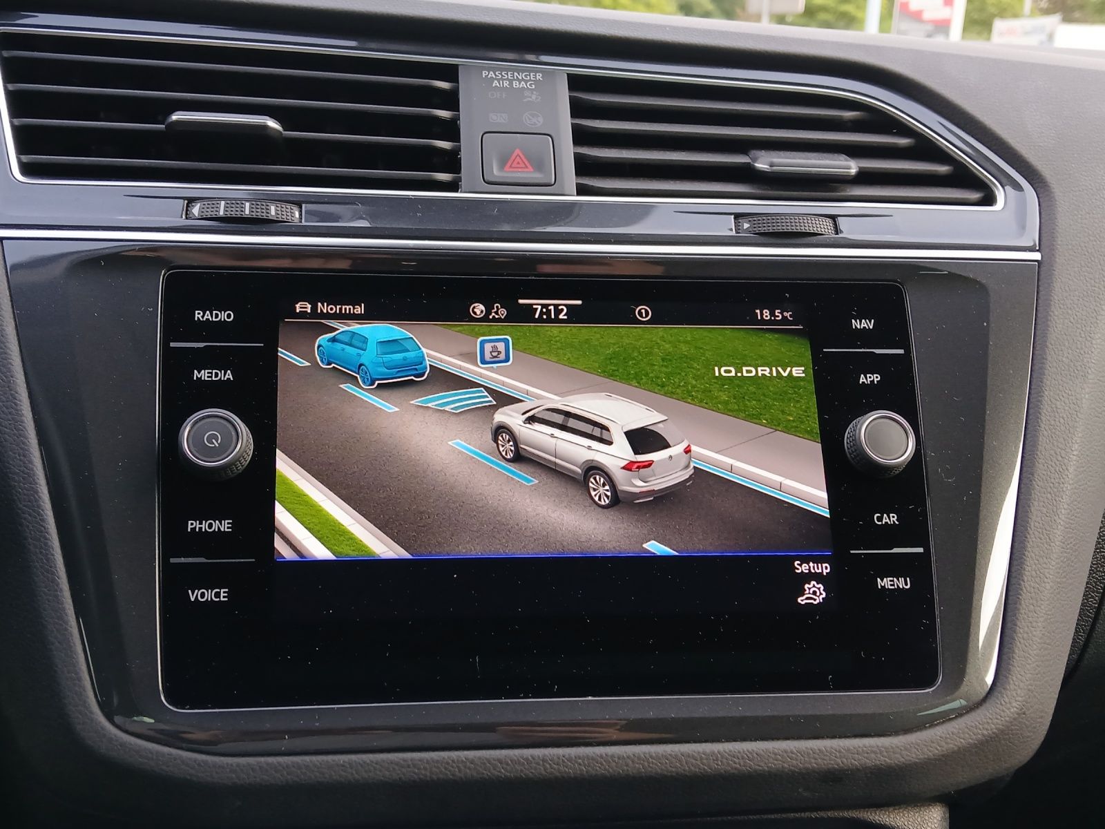 Fahrzeugabbildung Volkswagen Tiguan TSI Move LED CarPlay ACC PDC SHZ LHZ