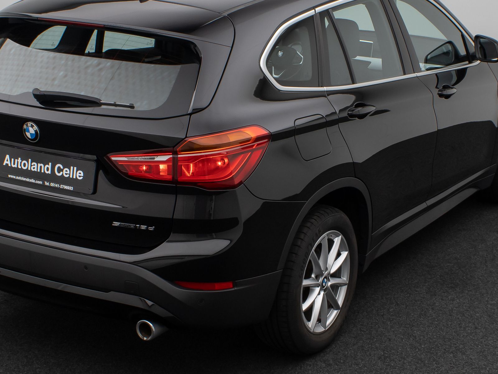 Fahrzeugabbildung BMW X1 sD18d Parkassist DAB Navi DrivAssis PDC Sport