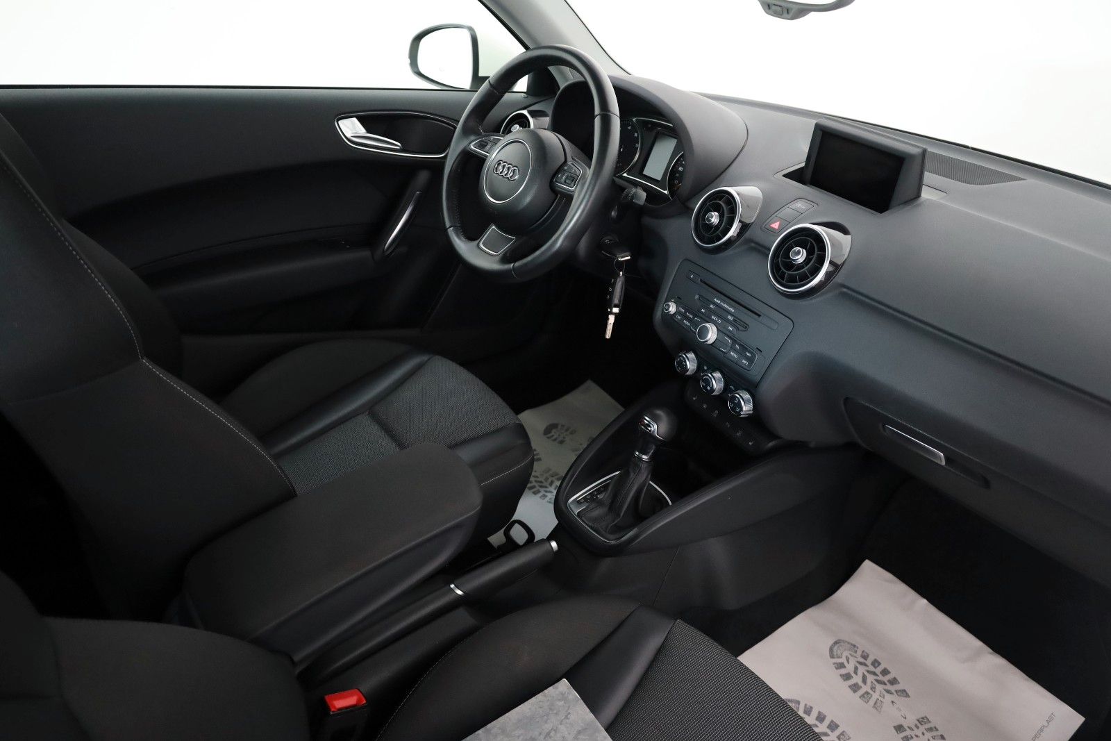 Fahrzeugabbildung Audi A1 Ambition,S-Tronic, T.Leder, Navi, Xenon, +WR