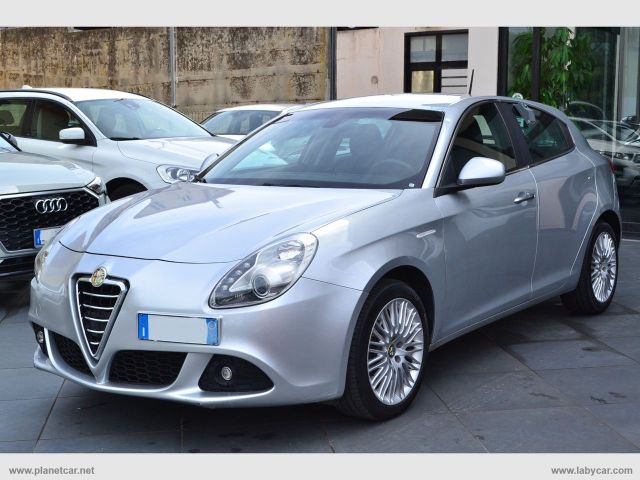 Alfa Romeo ALFA ROMEO Giulietta 2.0 JTDm-2 170 CV Distincti