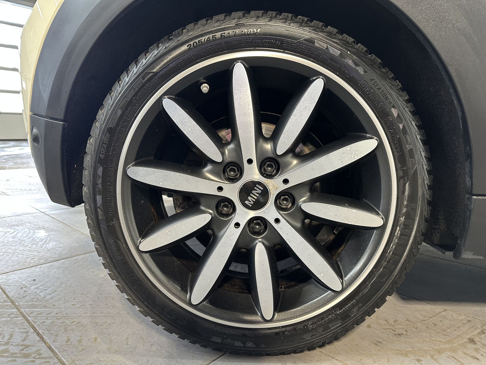 Fahrzeugabbildung MINI Cooper Cabrio Pepper NAV+SHZ+PDC+TEMPO+17ZO+2HD