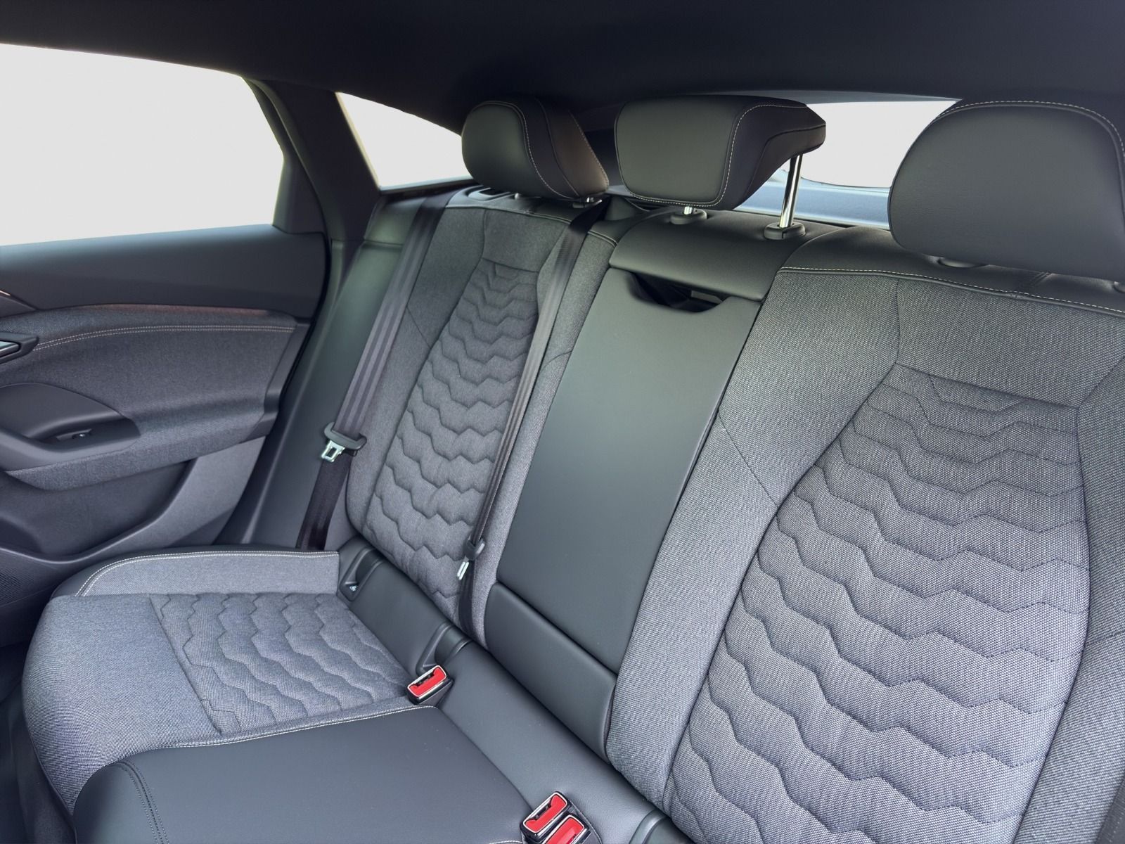 Audi A6 - Bild 13