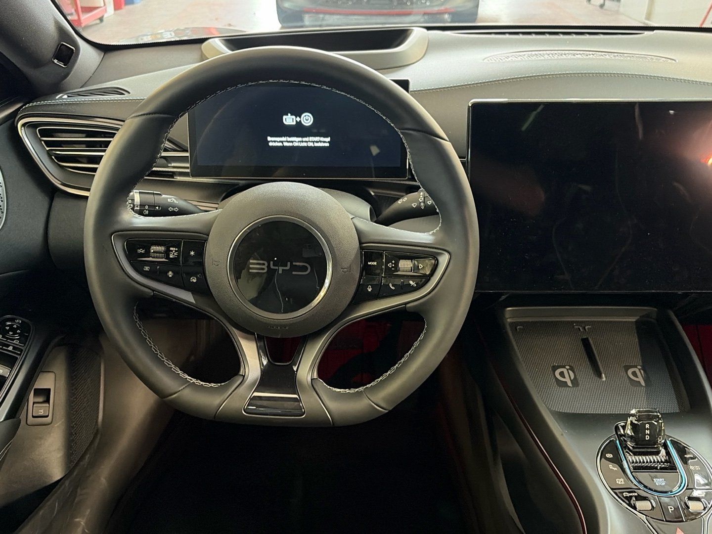 BYD SEAL