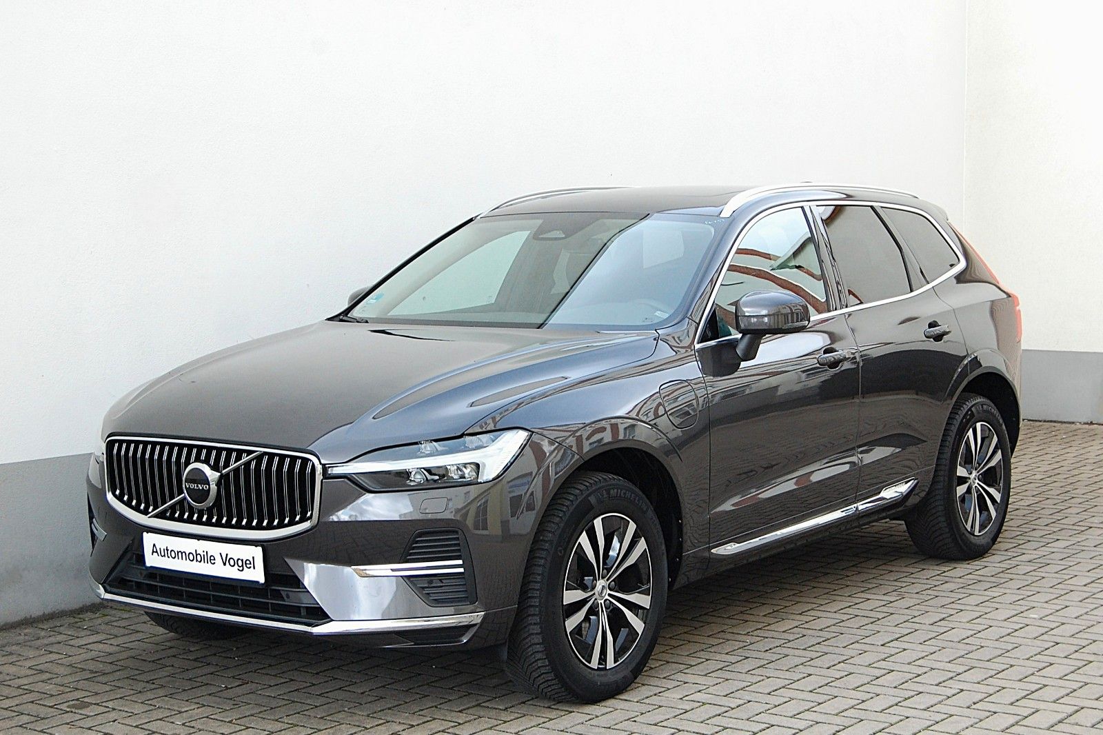 Volvo XC60 T6 Recharge AWD Core Leder Panoramadach