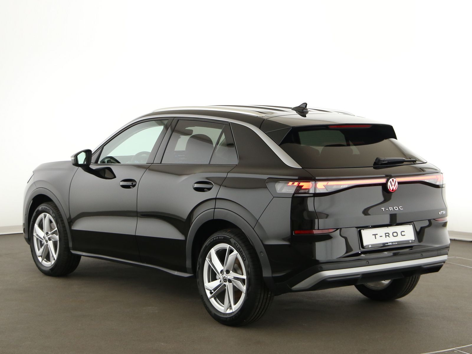 Volkswagen T-Roc 1.5 eTSI DSG Style LED Navi Head-up AHK A foto 5