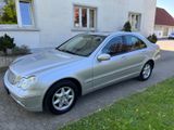 Mercedes-Benz C 220 CDI TEMPOMAT SCHIEBEDACH ELEGANCE - Mercedes-Benz C 220 aus 2004
