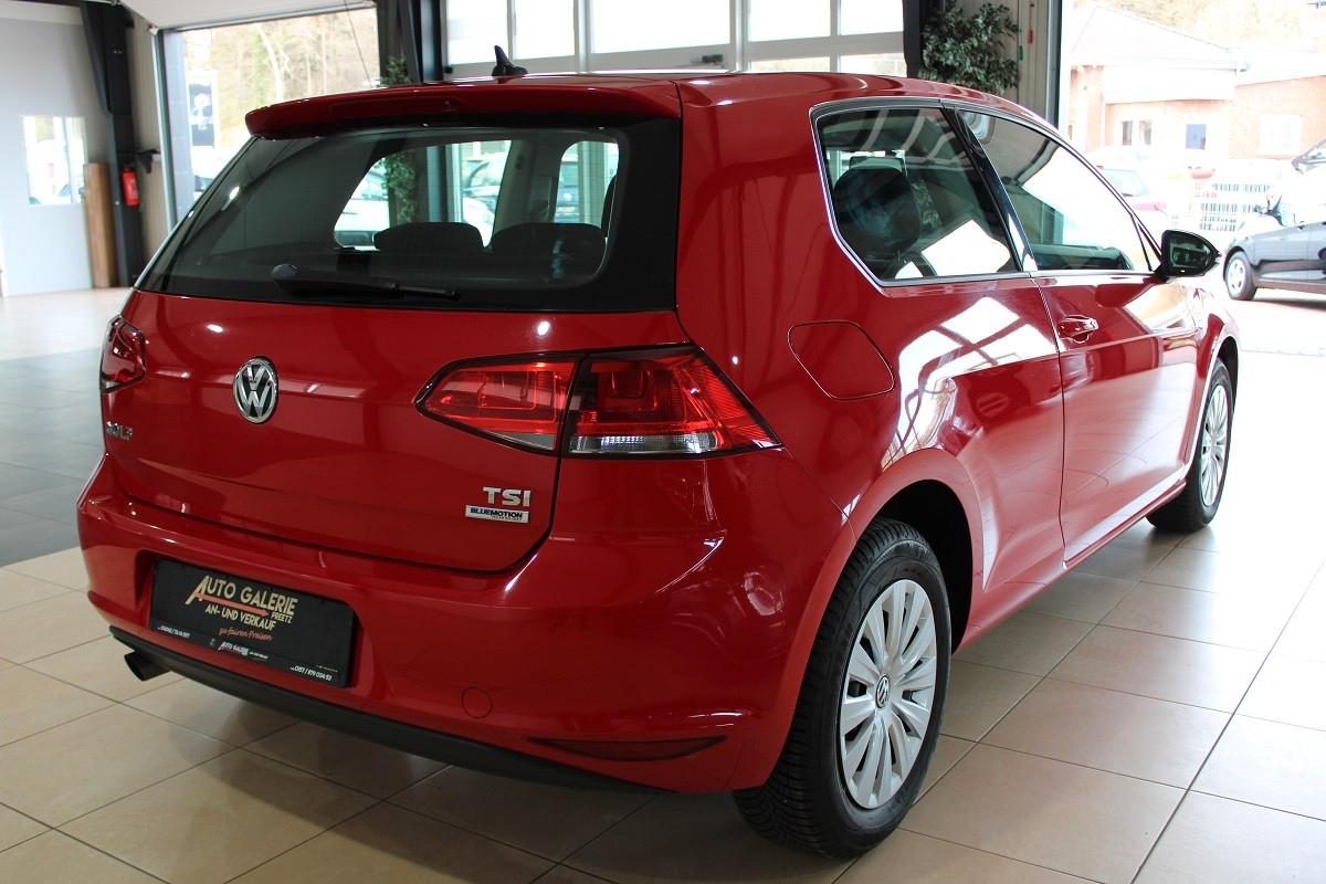 Volkswagen Golf VII Lim.*AUTOMATIK*TÜV NEU*1.Hand*41.000km