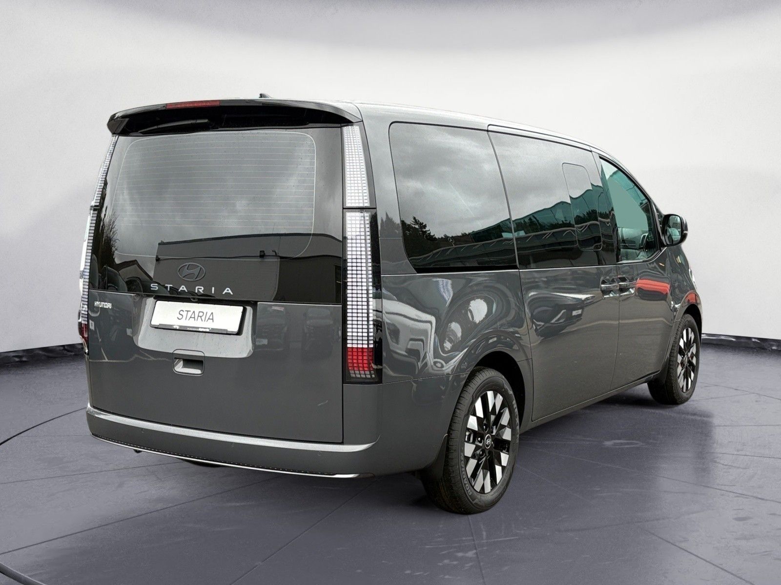 Hyundai Staria 1.6 T-GDI HEV Signature 7-SITZER GLASDACH imagem 3