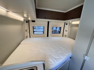 Westfalia Columbus 540 D Aufstelldach 350WP SOLAR SKYVIEW