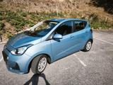 Hyundai i10 1.2 Trend  8 Fach auf Stahlfelge bereift - Hyundai i10: Blau