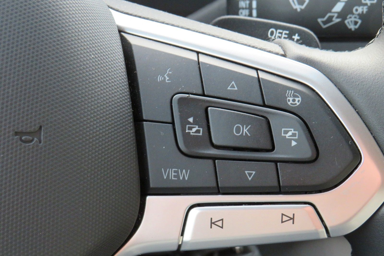 Fahrzeugabbildung Volkswagen Tiguan TSI DSG ELEGANCE 19-ZOLL MATRIX 360` 1.HD