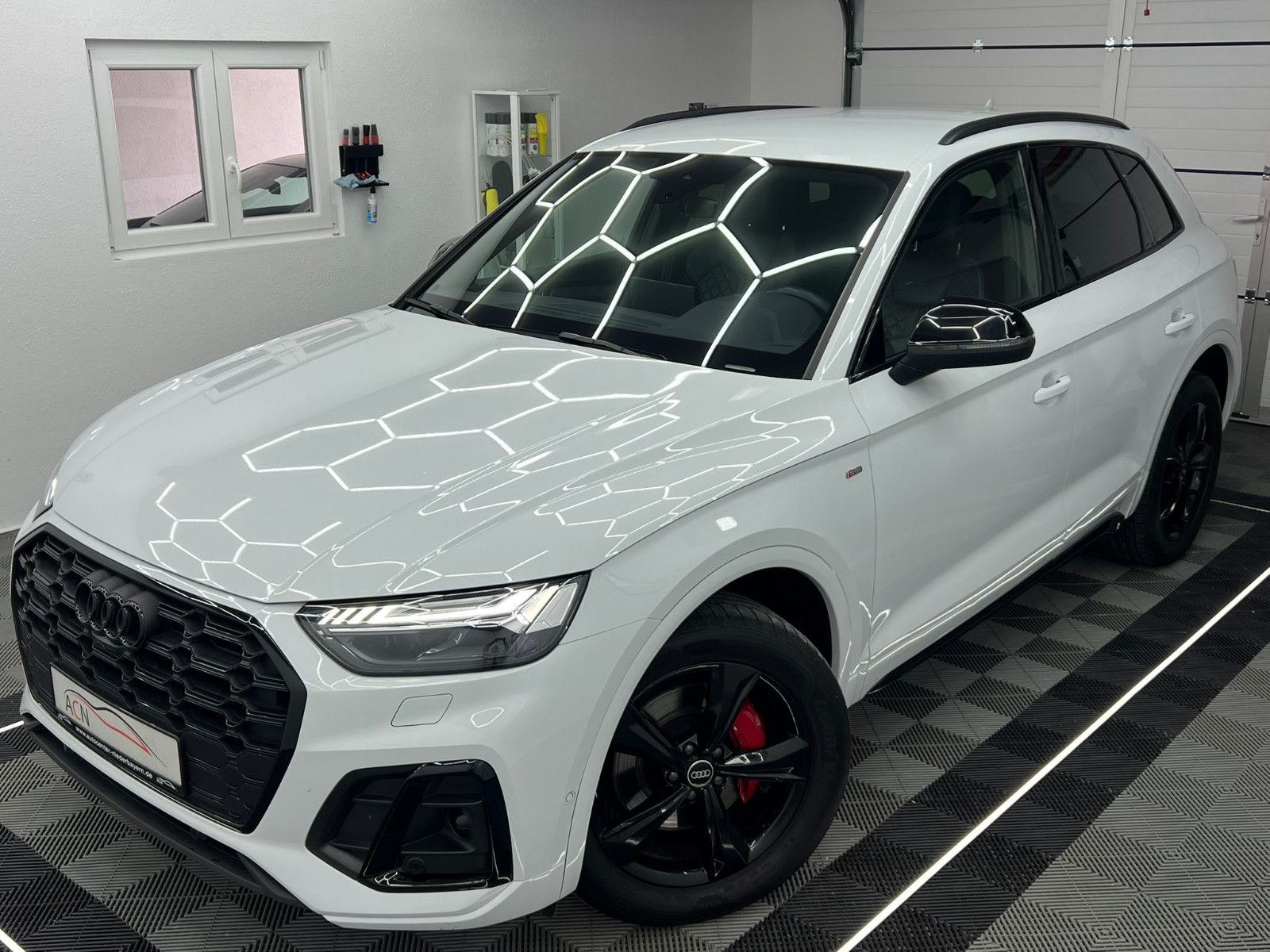 Fahrzeugabbildung Audi Q5 50 TDI Quattro S LINE/MATRIX/AHK/BLACK OPTIK