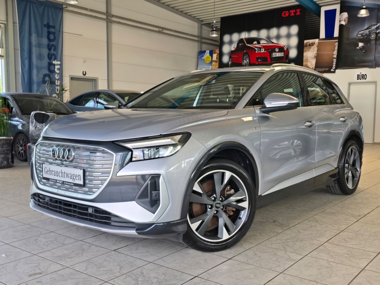 Audi Q4 45 e-tron quattro S line SONOS RFK SHZ 20"ACC